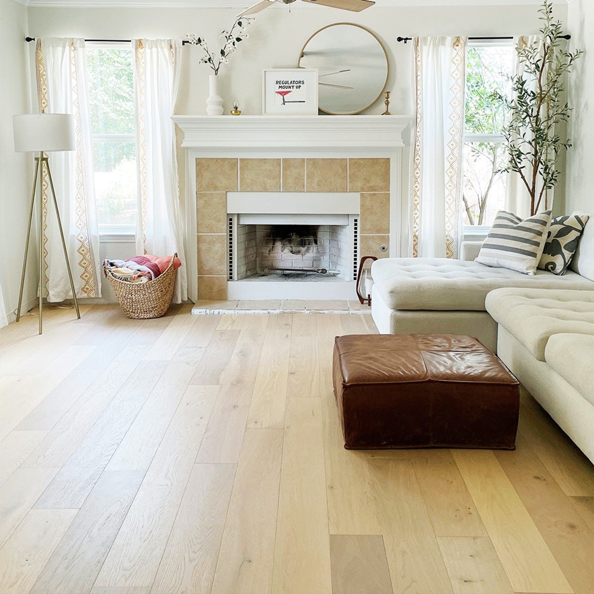 7.5" WIRE BRUSHED WHISTLER WHITE OAK WOOD FLOORING