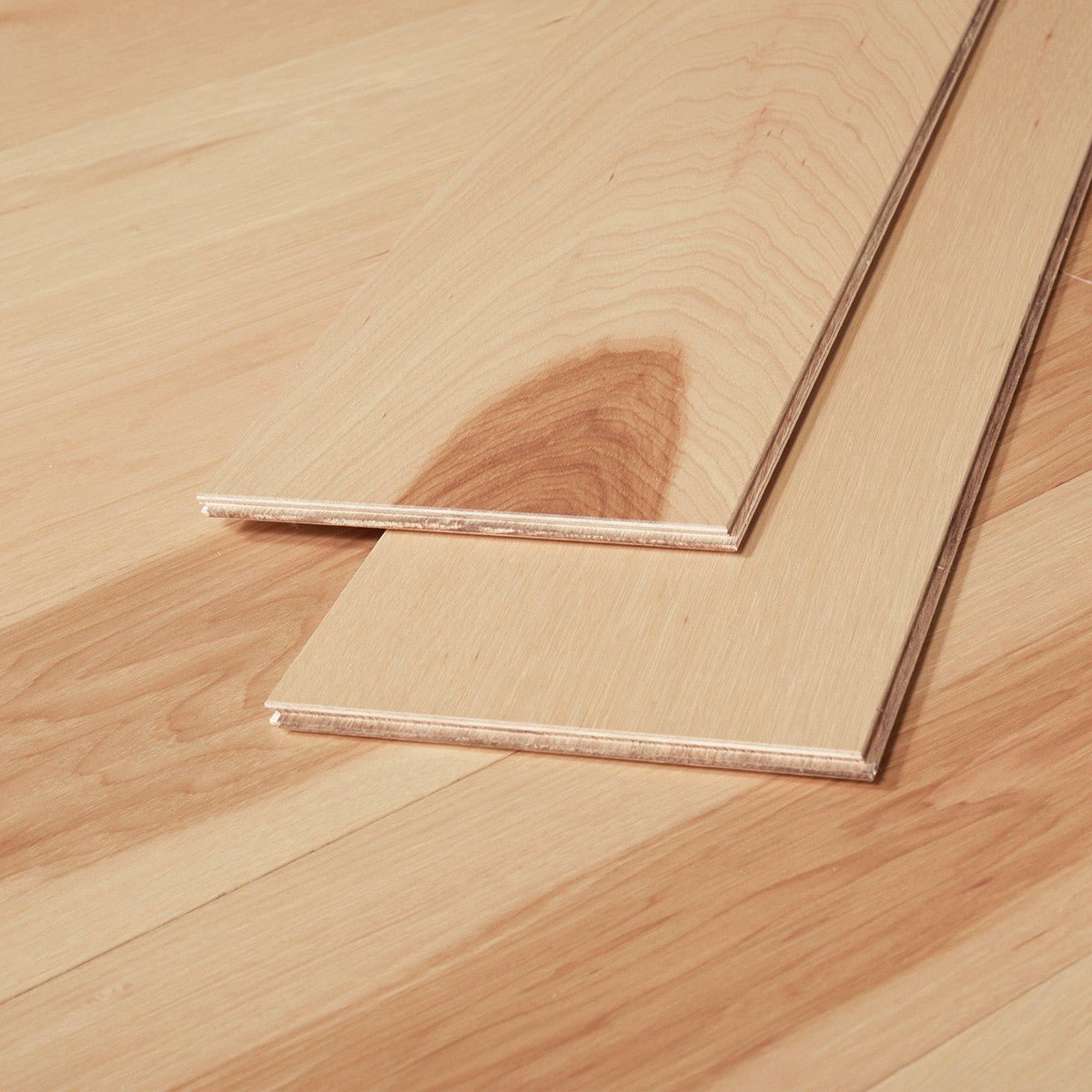 7.5" WIRE BRUSHED TETON HICKORY WOOD FLOORING